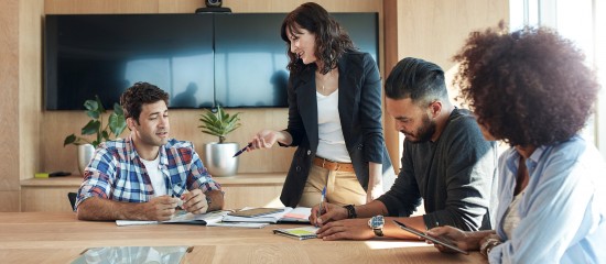 Un directeur d’établissement peut-il représenter les salariés au CSE ?