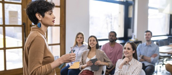 Formation des bénévoles : l’appel à projets 2024 du FDVA est lancé