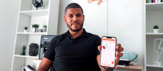 Finzee aide à reprendre le contrôle de ses finances