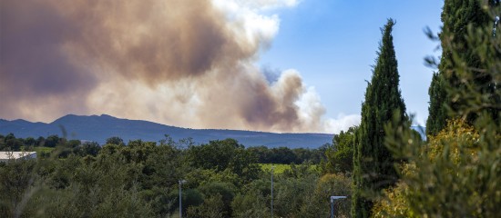 Activité partielle et incendies : une aide exceptionnelle pour les entreprises sinistrées